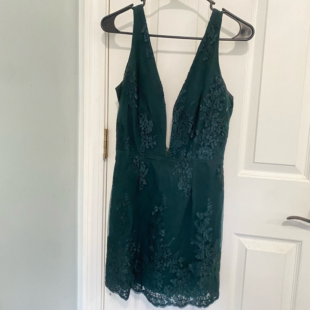 Elegant Green Lace Dress